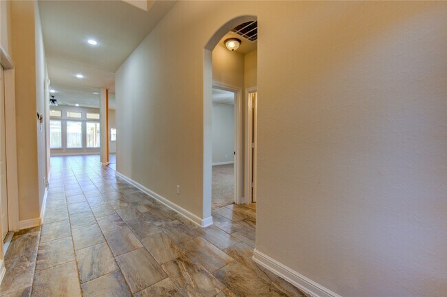 Foto del edificio - 19019 Thatcher Hills Ct