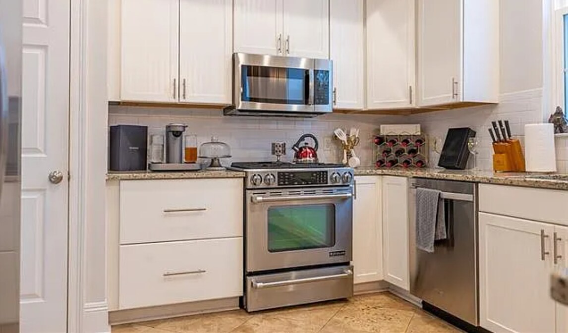 Foto principal - 5929 Milne Blvd
