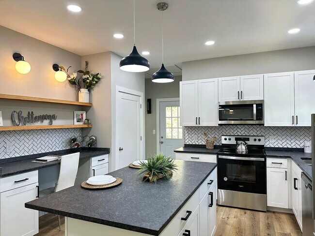 Foto del edificio - 3-Yr-Old Gem in East Brainerd – Prime Spot...