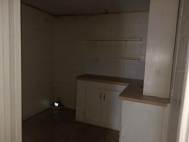 Building Photo - 230 Lee Dr