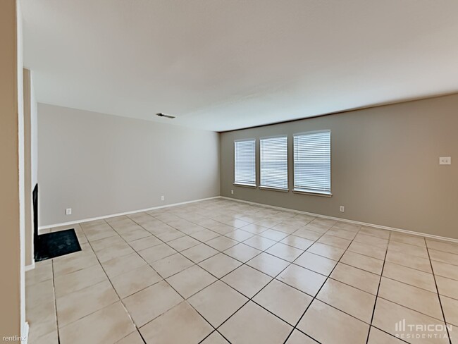 Building Photo - 7811 Hedrick Farm