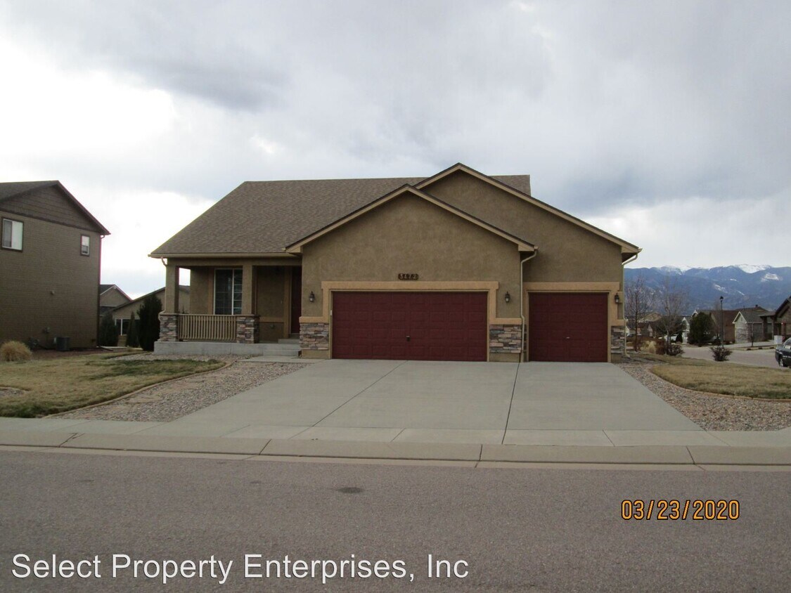 Primary Photo - 5 br, 3 bath House - 3472 Tail Wind Drive