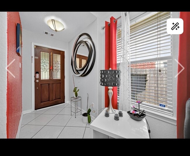 Foto del edificio - 9006 Wildbird Ln