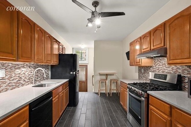 Interior Photo - 469 W 141st St