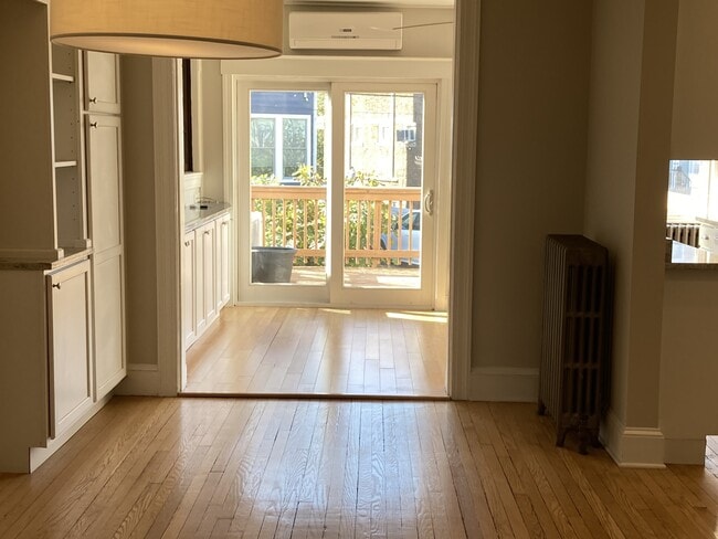 Photo - 1825 Massachusetts Ave SE Townhome