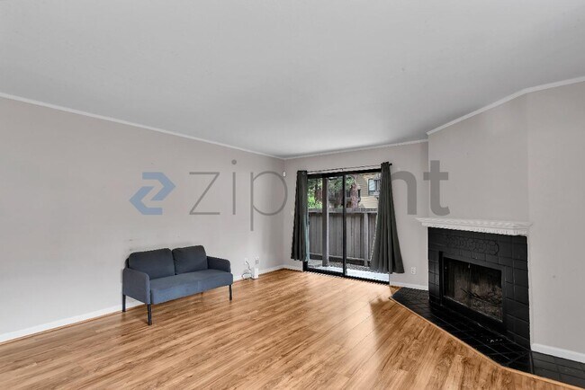 Foto del edificio - Unit 25