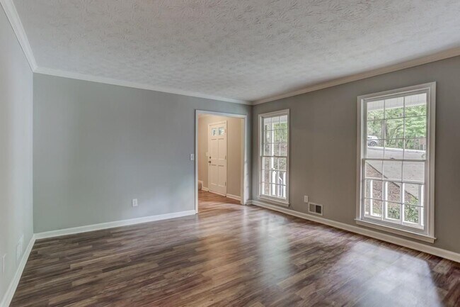 Building Photo - 155 County Cork Dr