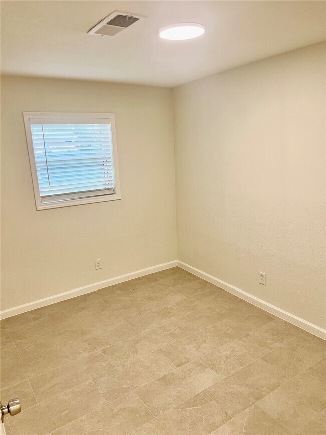 Foto del edificio - 21510 Ruth Dr