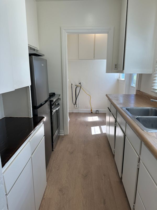 Foto del edificio - 527 W 22nd St