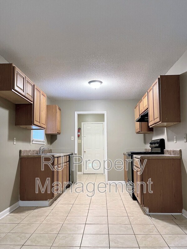 Foto del edificio - 4615 Addington Dr