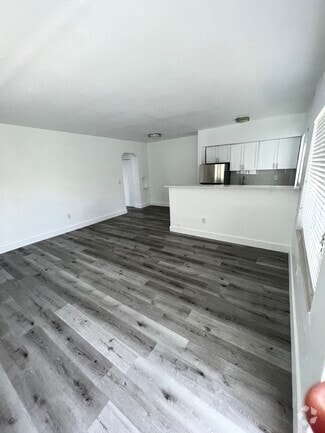 Building Photo - 535 73rd St