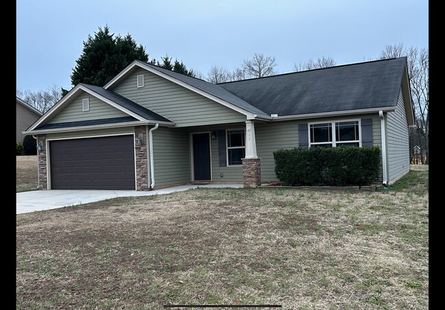 Building Photo - 113 Bean Mill Way