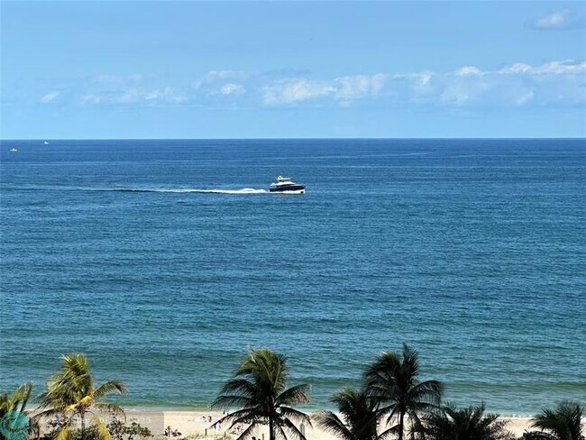 Foto del edificio - 4900 N Ocean Blvd