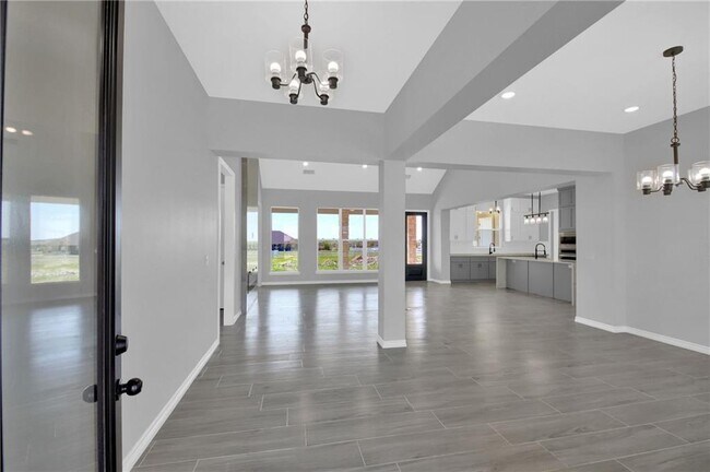 Foto del edificio - 303 Highlander Ct