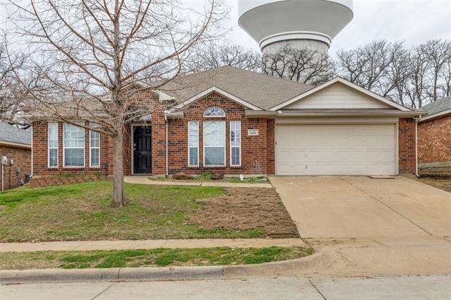 Foto del edificio - 920 Hidden Oaks Dr