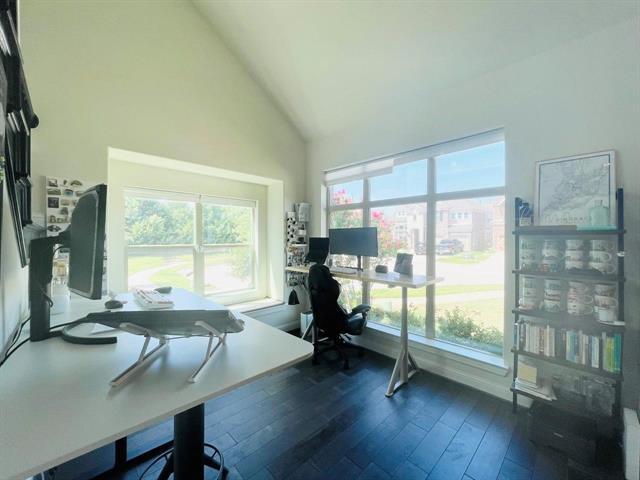 Foto del edificio - 5705 Fairway Ct