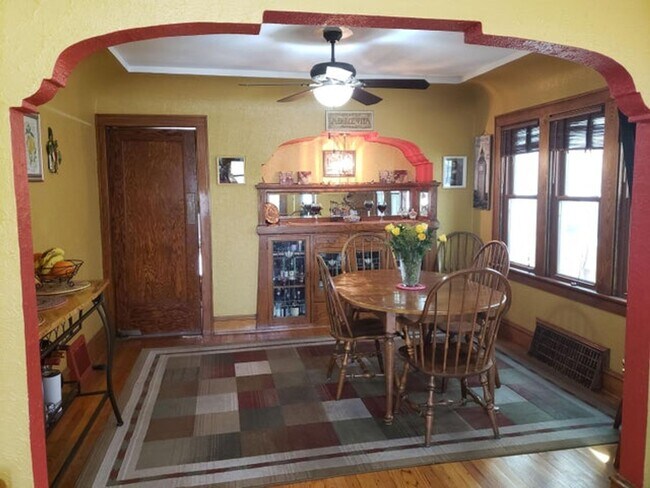Foto del edificio - Beautiful 3 Bedroom Home