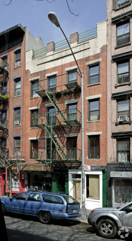 Primary Photo - 439 E 9th St