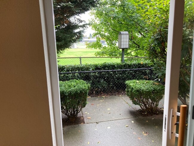 Interior Photo - English Gardens Apartments