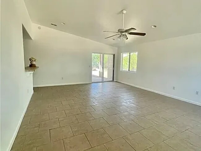Building Photo - 5932 La Buena Tierra Ave