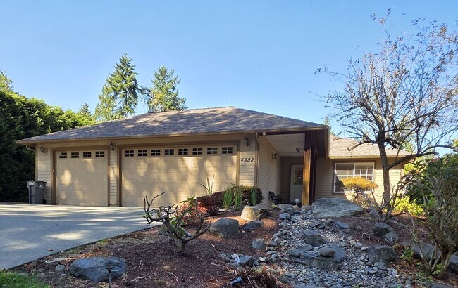 Photo - One-Story Home with Sound View in a Desira...