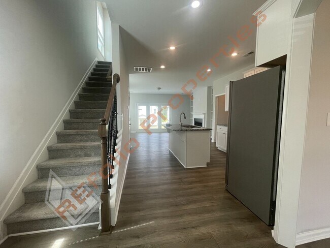Foto del edificio - Beautiful 4BD 2.5BA Home w/Primary Suite o...