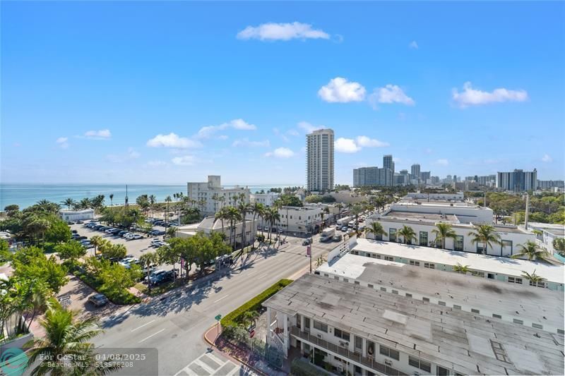 Primary Photo - 7600 Collins Ave