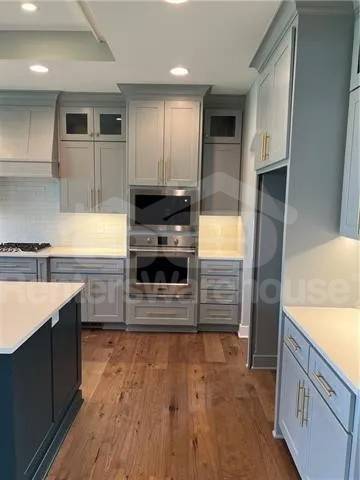 Building Photo - 4705 NE Freehold Dr