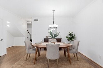 Building Photo - 8614 Oakford Dr