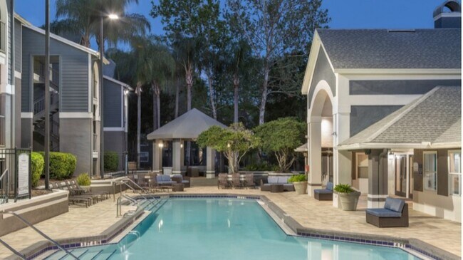 Foto del edificio - 525 One Center Blvd