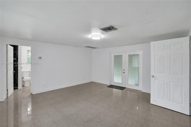 Foto del edificio - 12525 SW 104th St