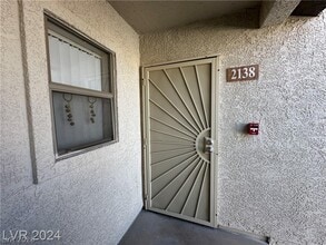 Building Photo - 8000 W Badura Ave