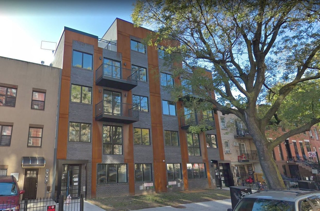 Primary Photo - 292 Quincy St