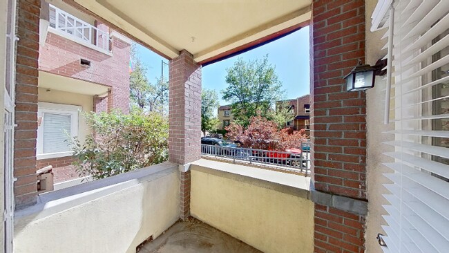 Foto del edificio - 1747 N Pearl St