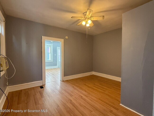 Foto del edificio - 83 S Empire St