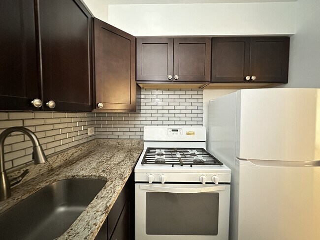 Foto del edificio - 6830 N Sheridan Rd