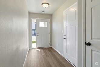 Building Photo - 758 United Dr