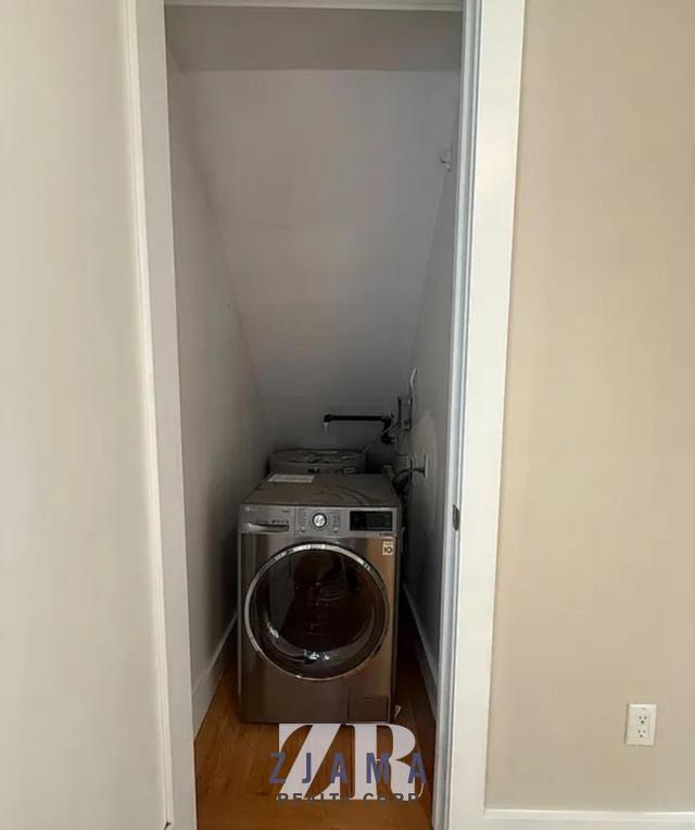 Foto del edificio - 1 bedroom in BROOKLYN NY 11205