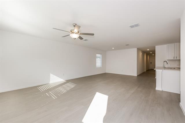 Building Photo - 2716 Ctr Crk Ln