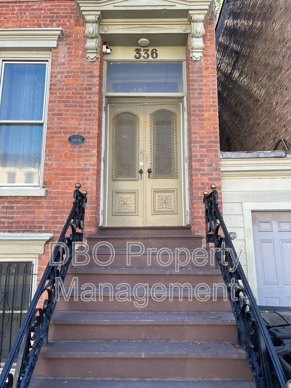 Foto principal - 336 Clinton Ave
