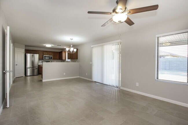 Building Photo - 11704 W Mauna Loa Ln