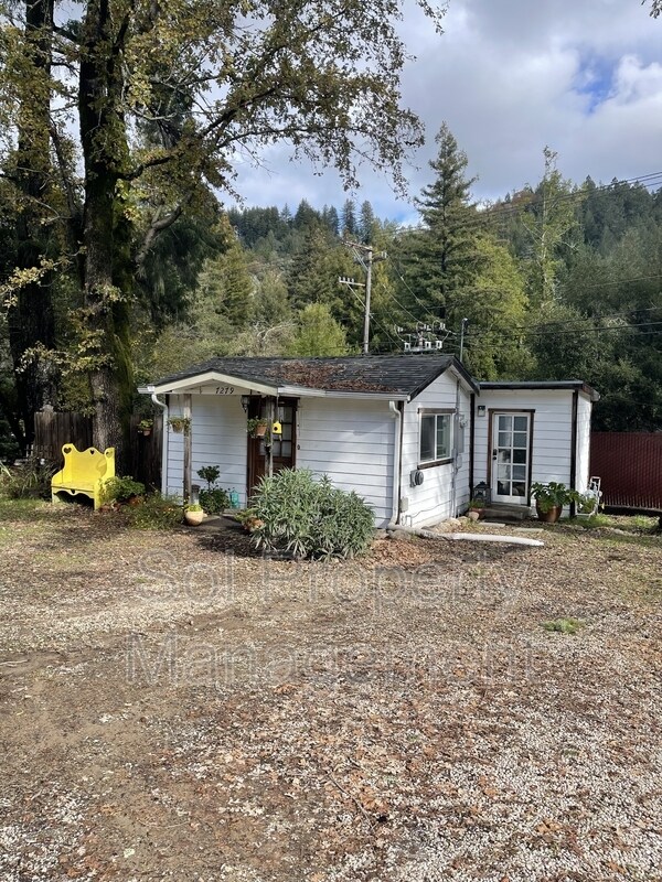 Primary Photo - 7279 Hwy 9