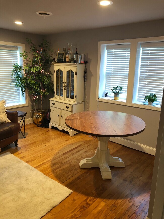 Foto del edificio - 1871 Blue Ball Rd