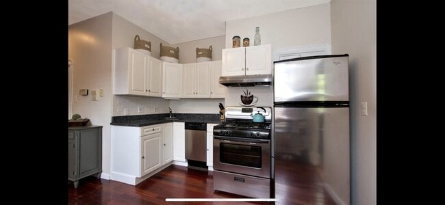 Building Photo - 25 Sullivan St