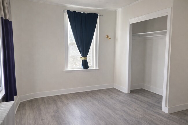 Foto del edificio - 363 Main St