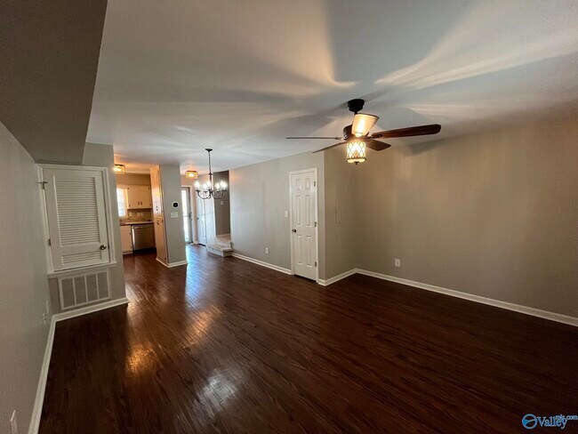 Foto del edificio - 220 Marinawoods Dr SE