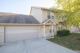 Building Photo - 1311 Raleigh Dr