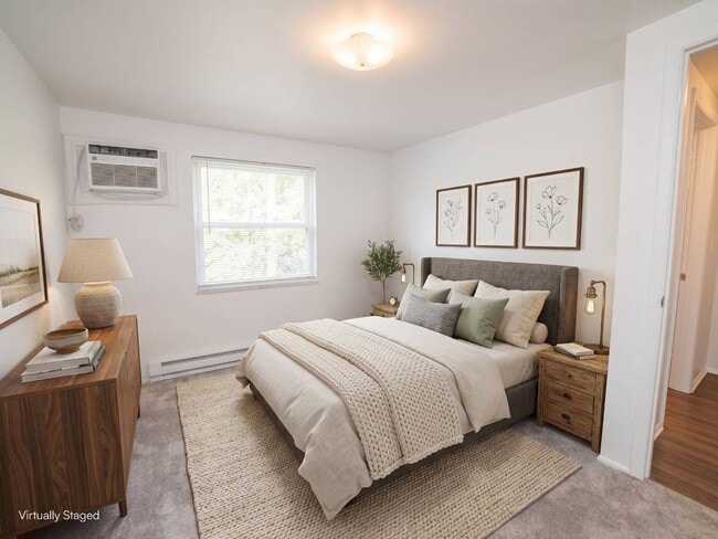 Building Photo - Brookville Townhomes