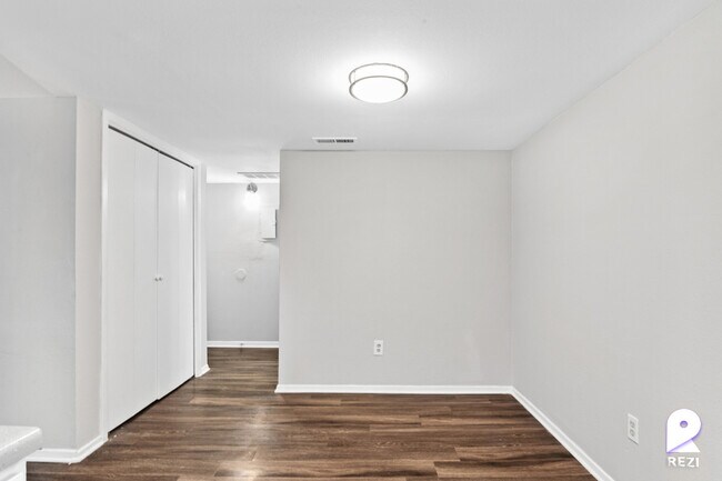 Foto del edificio - 2606 Wheless Ln