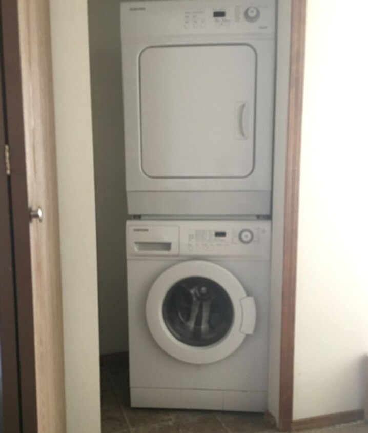 Foto del edificio - Beautiful West Side Condo